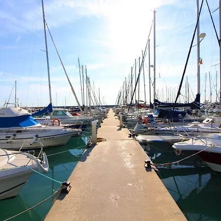 Global Properties, Moderno En Canet Al Mar Apartment