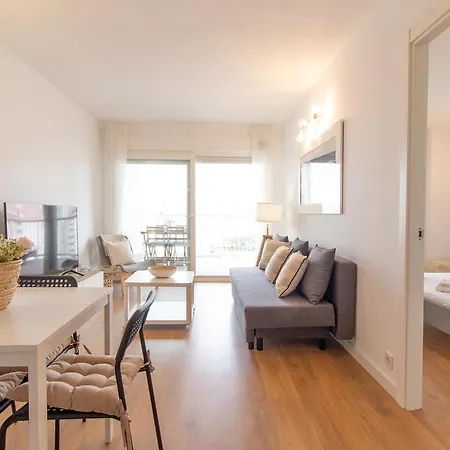 Global Properties, Moderno En Canet Al Mar